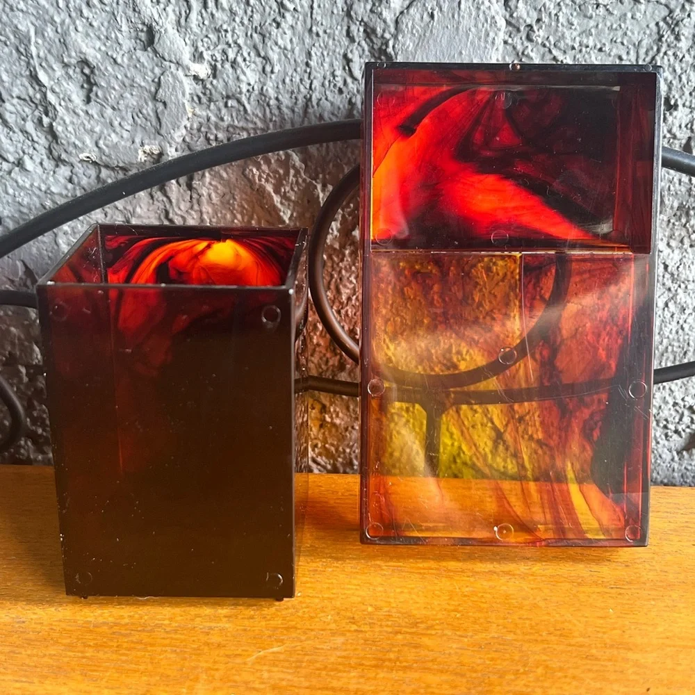 Amber Stained Plastic Springbok Hallmark Pencil and Sticky notes holder